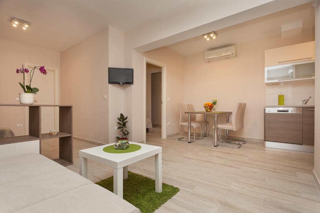 Apartments Alice روفينج الغرفة الصورة