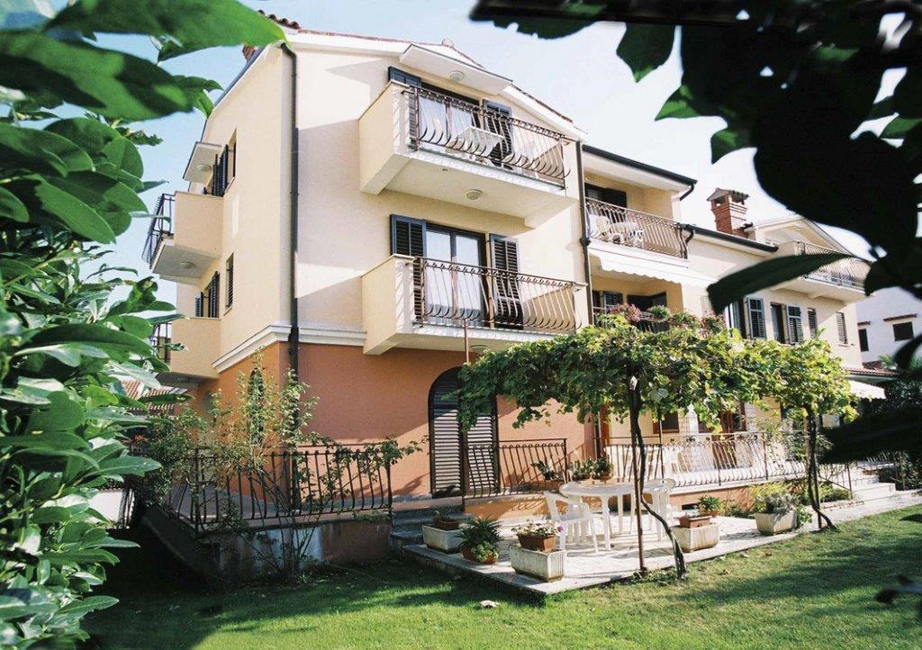 Apartments Alice روفينج المظهر الخارجي الصورة